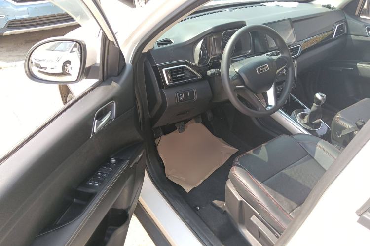 Used Zotye Domy X5 2017 Value Edition 1.6L Manual Fashion Model Driver Seat