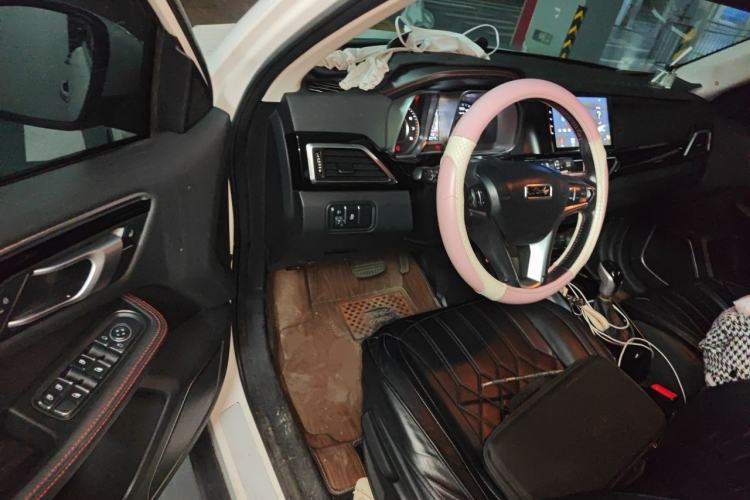Used Zotye Domy X5 2017 Upgraded Model 1.5T CVT ZhiXian Edition Driver Seat