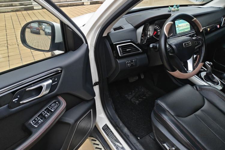 Used Zotye Domy X5 2017 Upgraded Model 1.5T CVT Governor Edition Driver Seat