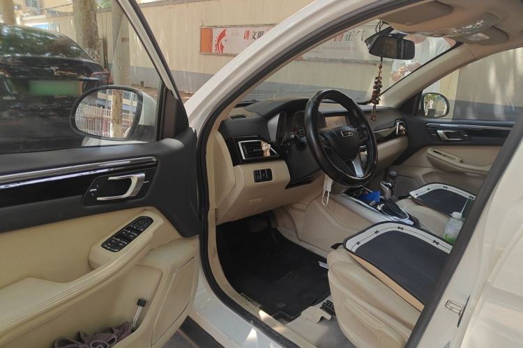 Used Zotye Domy X5 2017 Upgraded Model 1.5T CVT Landlord Edition Driver Seat