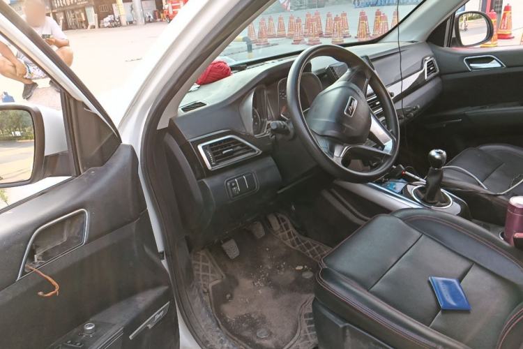 Used Zotye Domy X5 2017 Value Edition 1.6L Manual Fashion Model Driver Seat