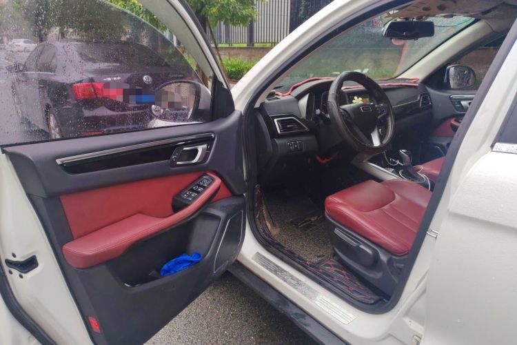 Used Zotye Domy X5 2017 Upgraded Model 1.5T CVT Landlord Edition Driver Seat
