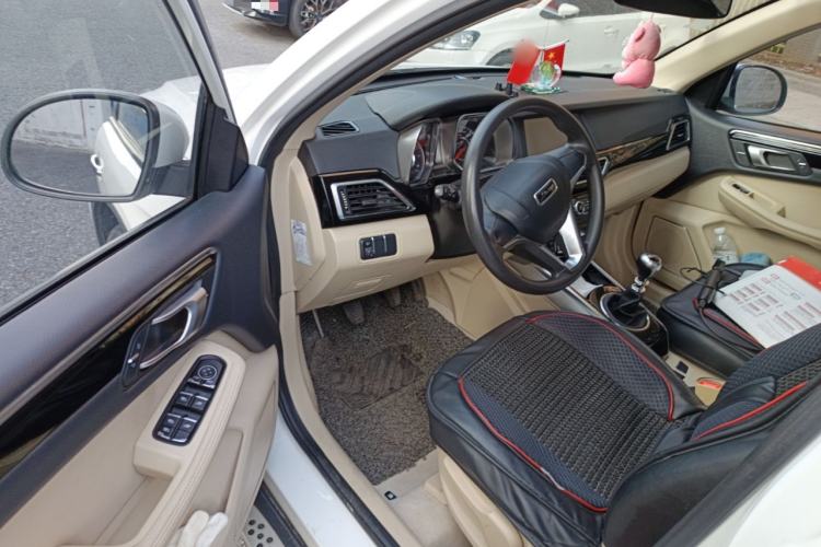 Used Zotye Domy X5 2017 Classic Edition 1.5T Manual Luxury Model Driver Seat