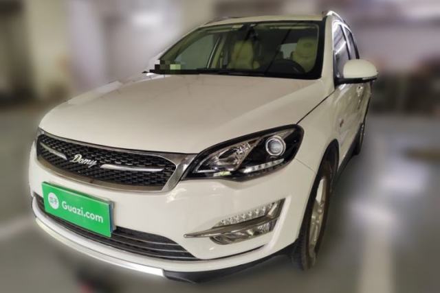 Used Zotye Domy X5 2017 Value Edition 1.6L Manual Fashion Model