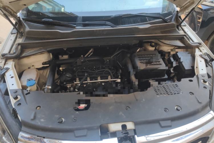 Used Zotye Domy X5 2017 Upgraded Model 1.5T Manual Luxury Version Engine Bay