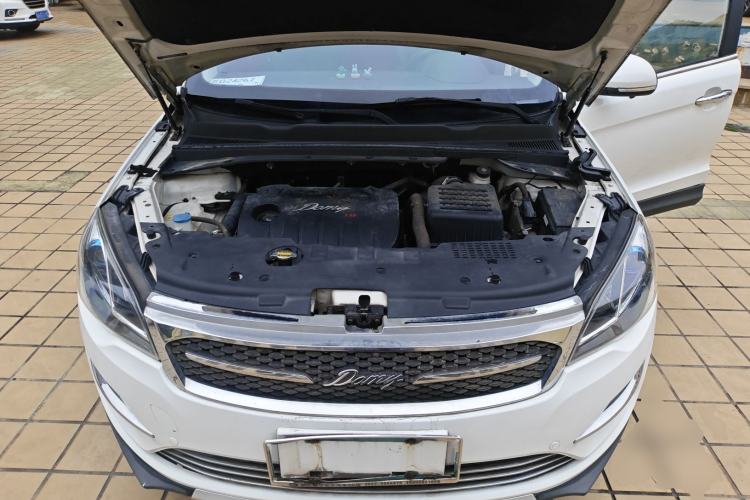 Used Zotye Domy X5 2017 Upgraded Model 1.5T CVT Governor Edition Engine Bay