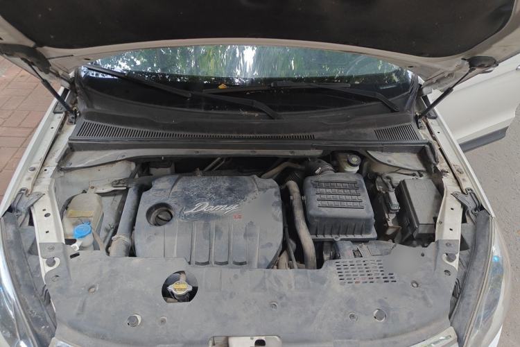Used Zotye Domy X5 2017 Upgraded Model 1.5T CVT Landlord Edition Engine Bay