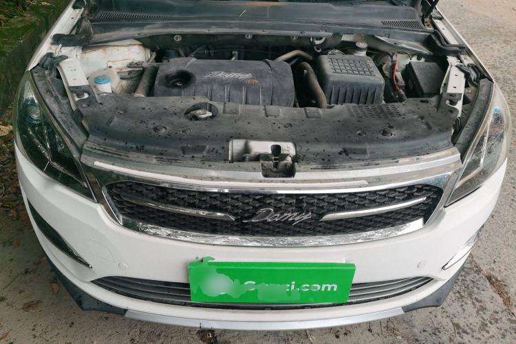 Used Zotye Domy X5 2017 Upgraded Model 1.5T CVT Landlord Edition Engine Bay