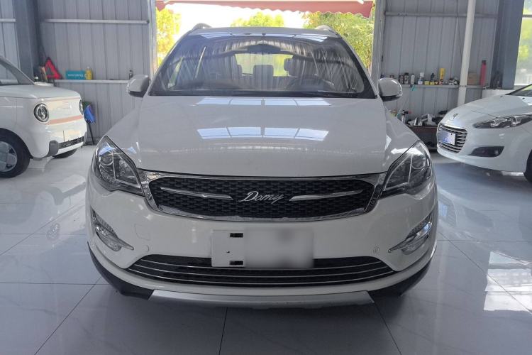 Used Zotye Domy X5 2017 Value Edition 1.6L Manual Fashion Model Exterior 1