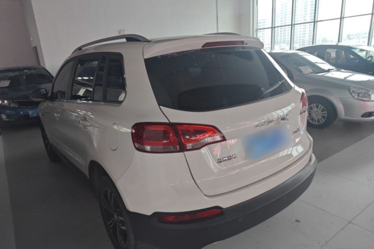 Used Zotye Domy X5 2017 Upgraded Model 1.5T Manual Luxury Version Exterior 2