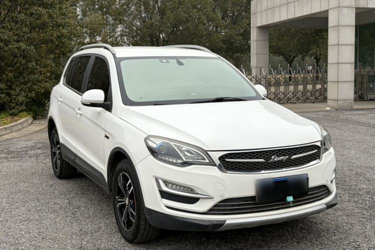 Used Zotye Domy X5 2017 Upgraded Model 1.5T Manual Luxury Version Exterior 5