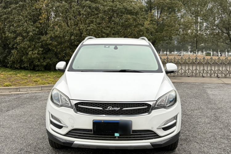 Used Zotye Domy X5 2017 Upgraded Model 1.5T Manual Luxury Version Exterior 7