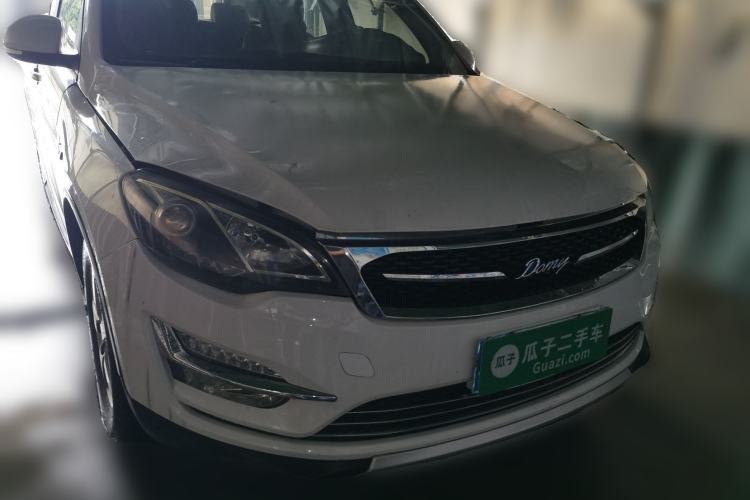 Used Zotye Domy X5 2017 Value Edition 1.6L Manual Fashion Model Front