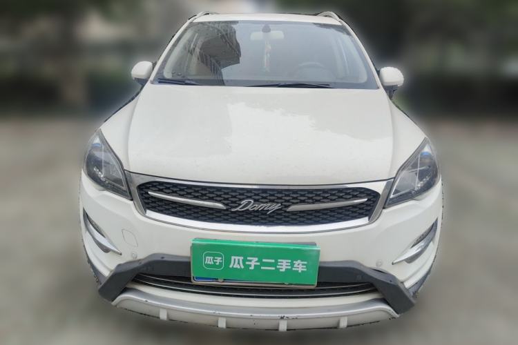 Used Zotye Domy X5 2017 Upgraded Model 1.5T Manual Luxury Edition Front