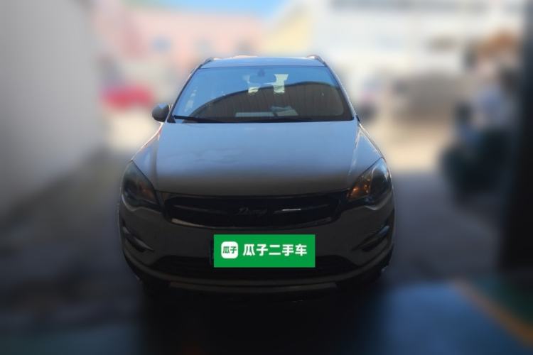 Used Zotye Domy X5 2017 Upgraded Model 1.5T Manual Luxury Version Front