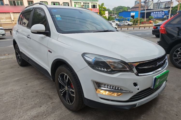 Used Zotye Domy X5 2017 Upgraded Model 1.5T CVT Landlord Edition Front Right 45 Deg
