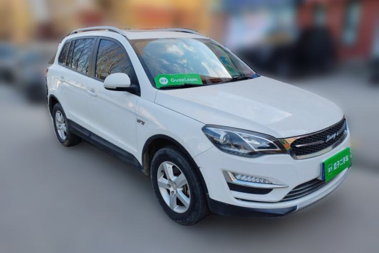 Used Zotye Domy X5 2017 Classic Edition 1.6L Manual Elite Model Front Right 45 Deg