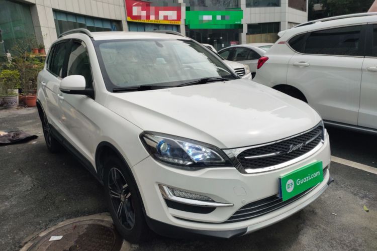 Used Zotye Domy X5 2017 Upgraded Model 1.5T Manual Luxury Version Front Right 45 Deg