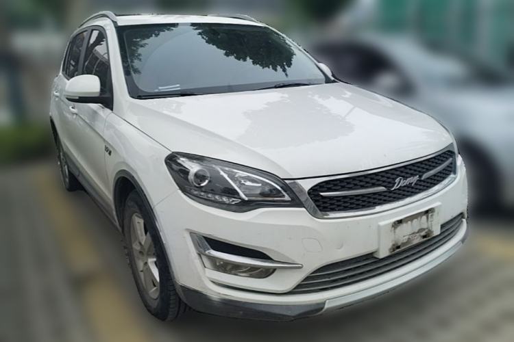 Used Zotye Domy X5 2017 Value Edition 1.6L Manual Comfort Model Front Right 45 Deg
