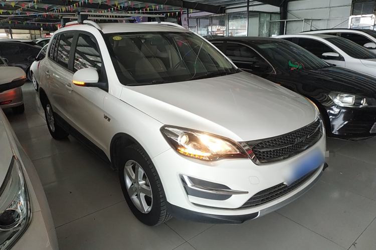 Used Zotye Domy X5 2017 Value Edition 1.6L Manual Comfort Model Front Right 45 Deg