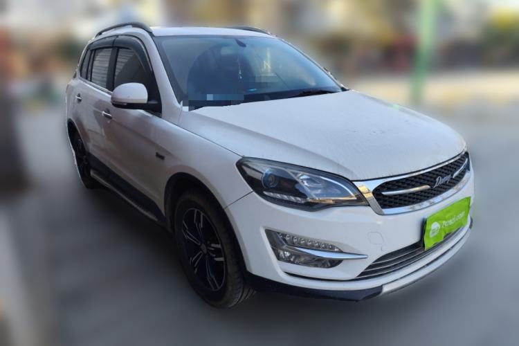 Used Zotye Domy X5 2017 Platinum Edition 1.5T Manual Luxury Model Front Right 45 Deg