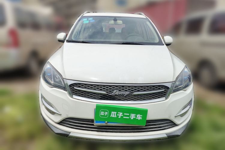 Used Zotye Domy X5 2017 Upgraded Model 1.5T Manual Luxury Version Front