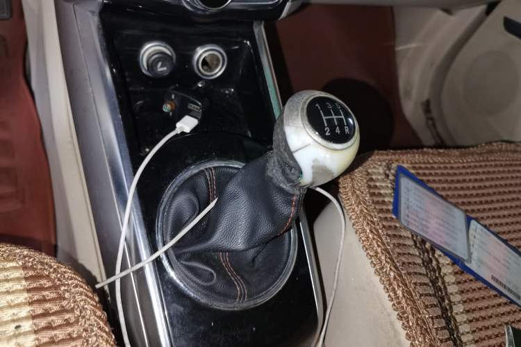 Used Zotye Domy X5 2017 Value Edition 1.6L Manual Fashion Model Gear Lever