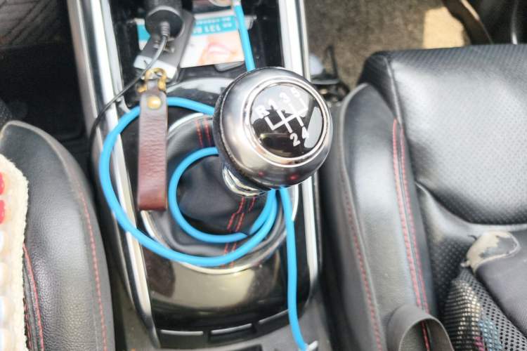 Used Zotye Domy X5 2017 Upgraded Model 1.5T Manual Supreme Edition Gear Lever