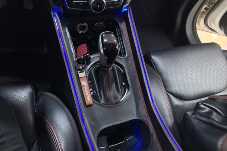 Used Zotye Domy X5 2017 Upgraded Model 1.5T CVT Governor Edition Gear Lever