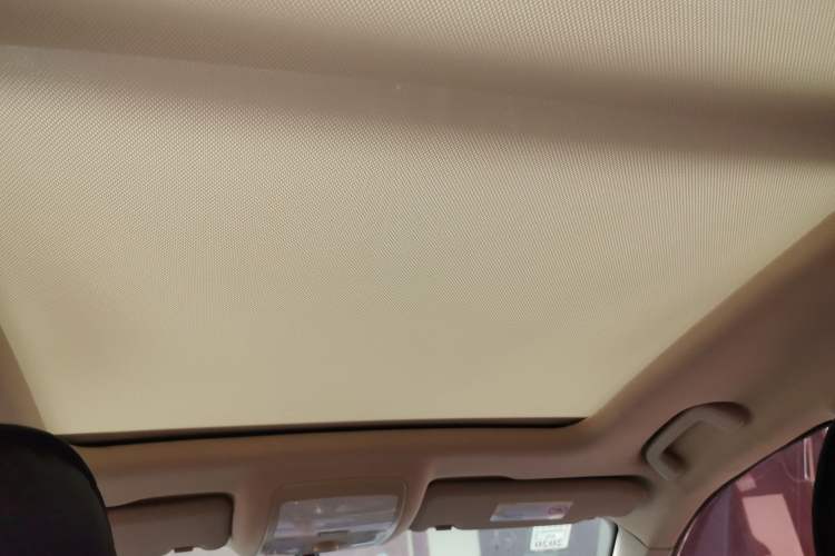 Used Zotye Domy X5 2017 Value Edition 1.6L Manual Fashion Model Headliner