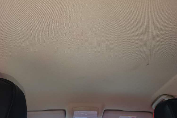 Used Zotye Domy X5 2017 Upgraded Model 1.5T Manual Luxury Version Headliner
