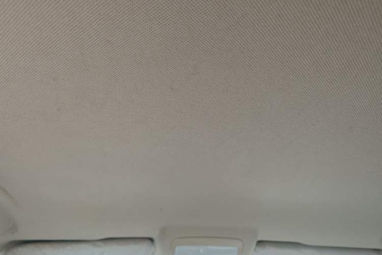 Used Zotye Domy X5 2017 Value Edition 1.6L Manual Comfort Model Headliner