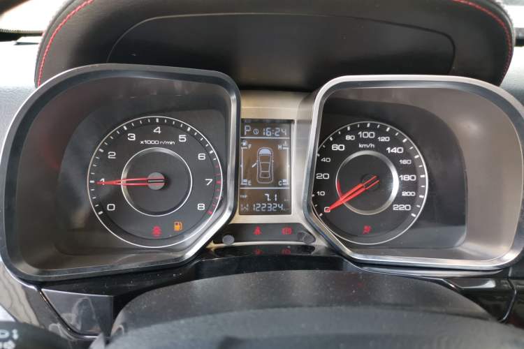 Used Zotye Domy X5 2017 Classic Edition 1.5T CVT Supreme Model Instrument Cluster