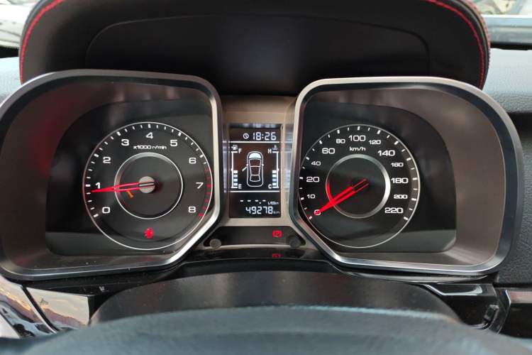 Used Zotye Domy X5 2017 Platinum Edition 1.5T Manual Luxury Model Instrument Cluster