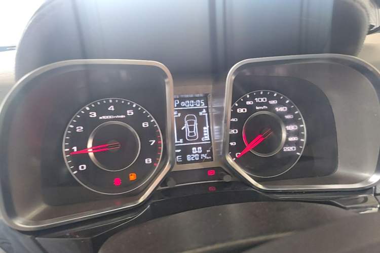 Used Zotye Domy X5 2017 Upgraded Model 1.5T CVT Landlord Edition Instrument Cluster