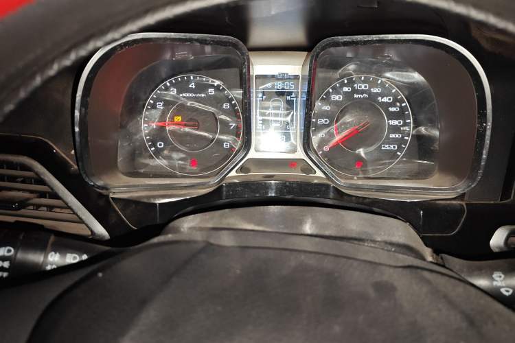 Used Zotye Domy X5 2017 Value Edition 1.6L Manual Fashion Model Instrument Cluster