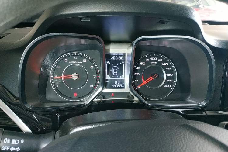 Used Zotye Domy X5 2017 Value Edition 1.6L Manual Comfort Model Instrument Cluster