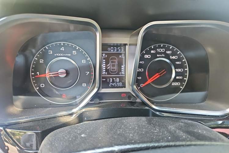 Used Zotye Domy X5 2017 Value Edition 1.6L Manual Comfort Model Instrument Cluster