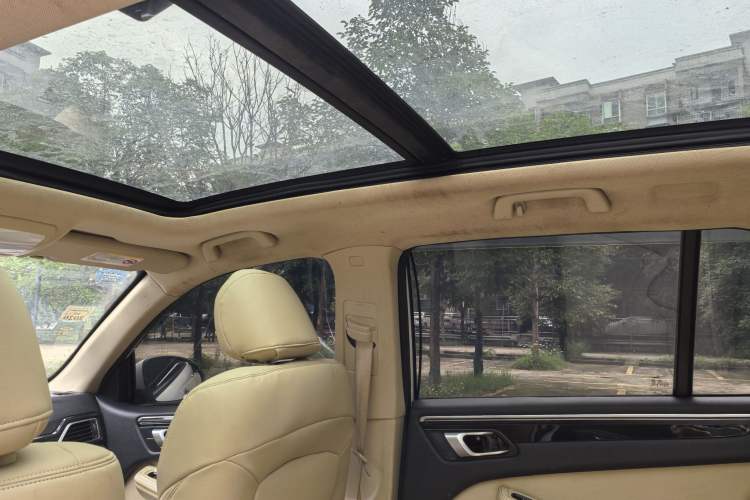 Used Zotye Domy X5 2017 Upgraded Model 1.5T CVT Landlord Edition Interior 2