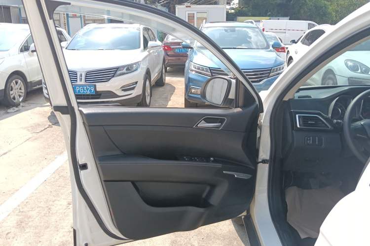 Used Zotye Domy X5 2017 Value Edition 1.6L Manual Fashion Model Left Front Door Interior