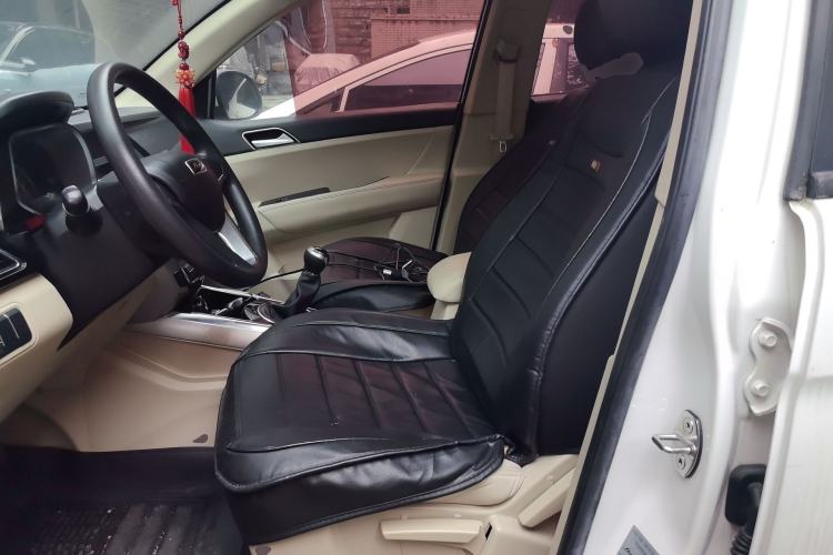 Used Zotye Domy X5 2017 Value Edition 1.6L Manual Fashion Model Left Front Seat