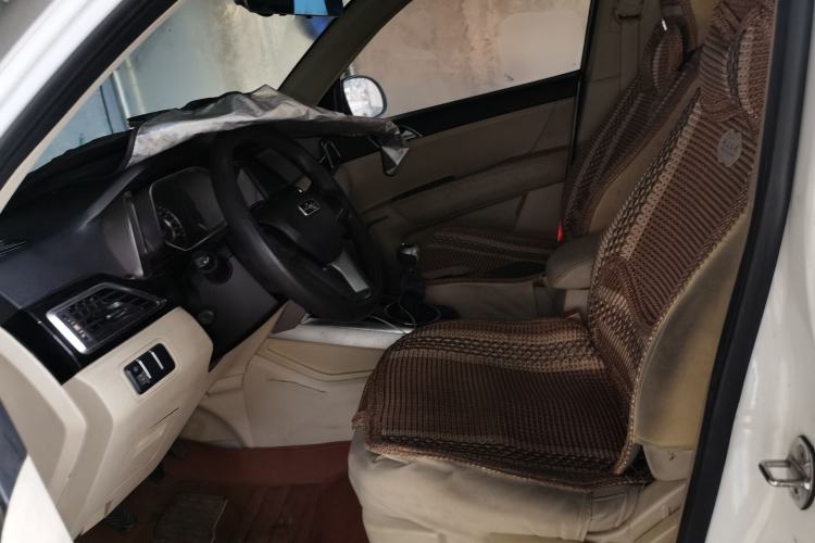 Used Zotye Domy X5 2017 Value Edition 1.6L Manual Fashion Model Left Front Seat