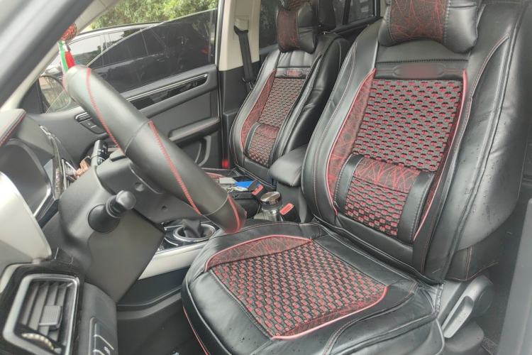 Used Zotye Domy X5 2017 Upgraded Model 1.5T Manual Luxury Edition Left Front Seat