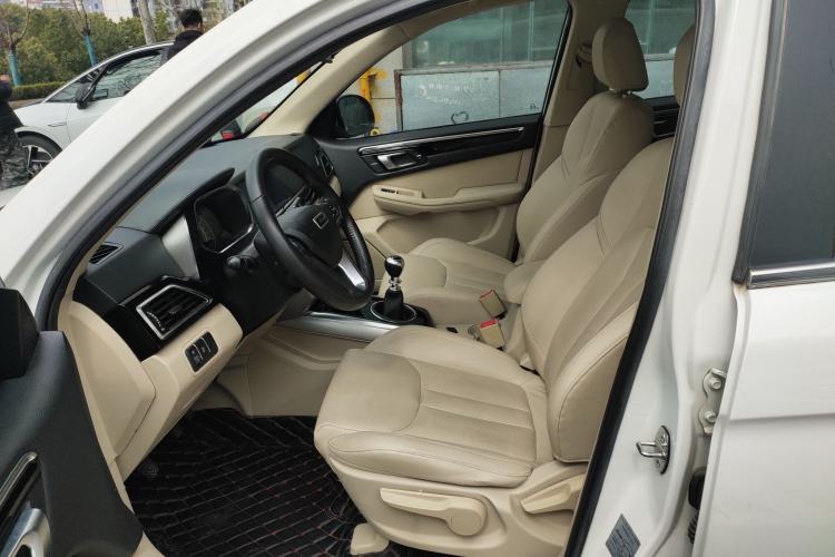 Used Zotye Domy X5 2017 Upgraded Model 1.5T Manual Luxury Version Left Front Seat