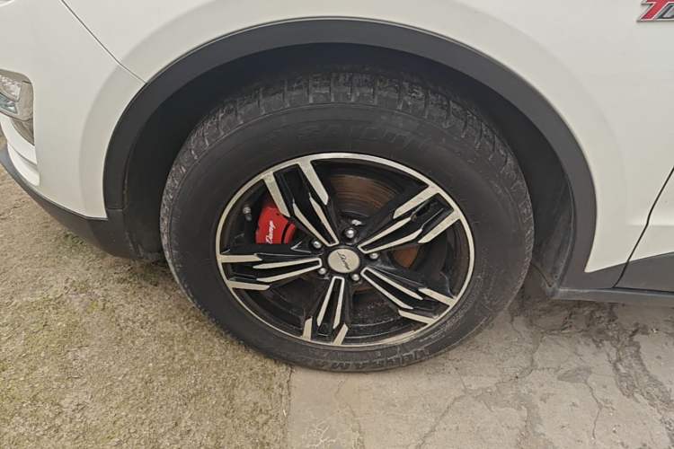 Used Zotye Domy X5 2017 Classic Edition 1.5T CVT Supreme Model Left Front Wheel Hub