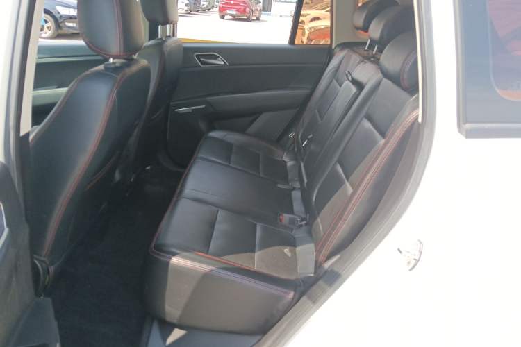 Used Zotye Domy X5 2017 Value Edition 1.6L Manual Fashion Model Left Rear Seat