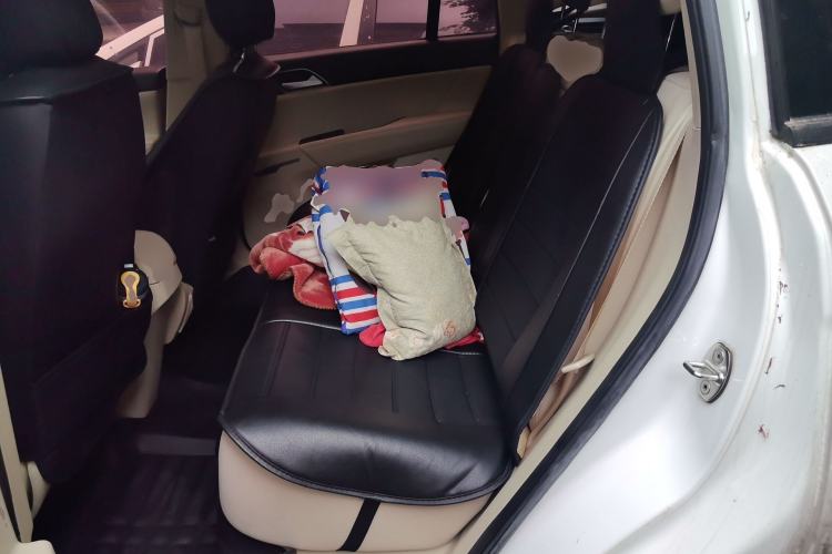 Used Zotye Domy X5 2017 Value Edition 1.6L Manual Fashion Model Left Rear Seat