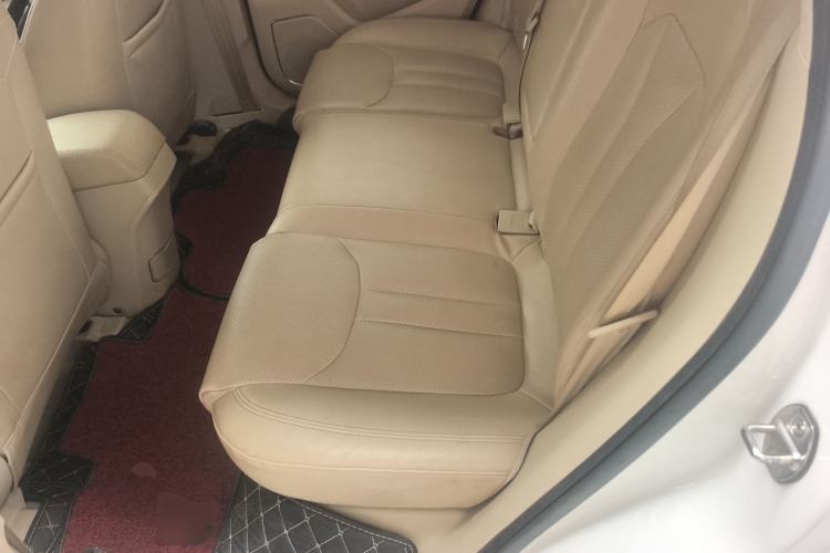 Used Zotye Domy X5 2017 Classic Edition 1.5T Manual Luxury Model Left Rear Seat
