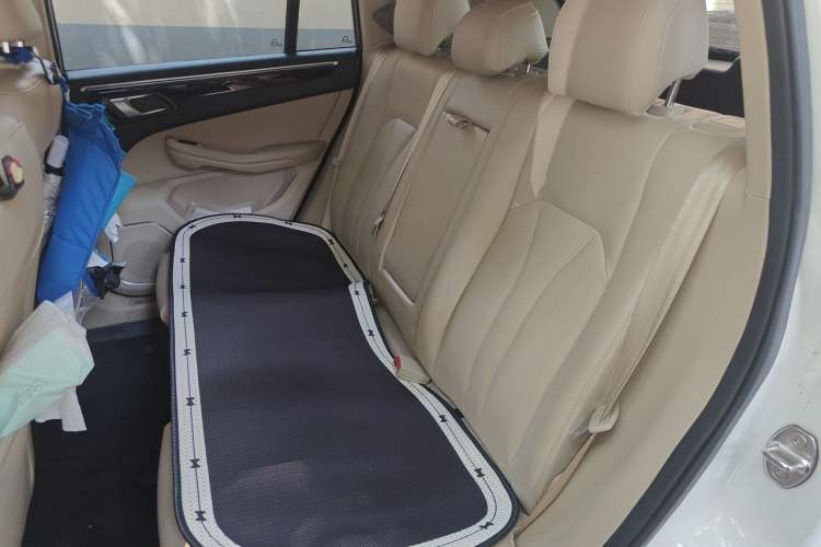 Used Zotye Domy X5 2017 Upgraded Model 1.5T CVT Landlord Edition Left Rear Seat