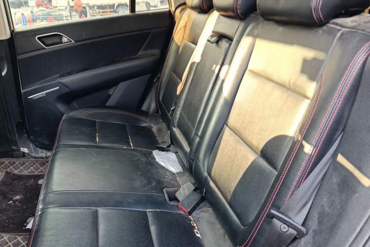 Used Zotye Domy X5 2017 Value Edition 1.6L Manual Fashion Model Left Rear Seat